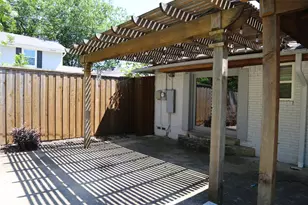 6433 Danbury Ln, Dallas, TX 75214 - Photo 36