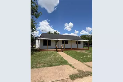 1016 W Cedar Street, Coleman, TX 76834 - Photo 1
