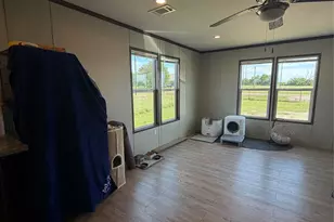 516 Glendale Dr, Godley, TX 76044 - Photo 28