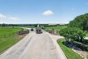 714 Cactus Rio Dr, Weatherford, TX 76087 - Photo 14