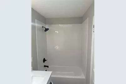 6916 Foxcroft Lane, Humble, TX 77338 - Photo 16