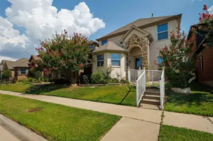 1020 Paradise Cove, Carrollton, TX 75006 - Photo 2
