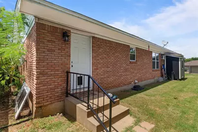 107 Woodard Avenue, Cleburne, TX 76033 - Photo 26