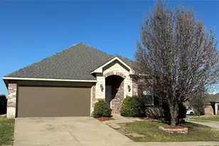 817 Lark Dr, Aubrey, TX 76227 - Photo 1