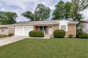 1421 Summit St, Mesquite, TX 75149 - Photo 2