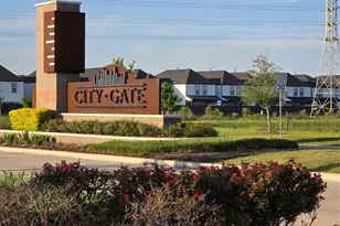 3214 Rainwood Gate Dr, Houston, TX 77047 - Photo 2