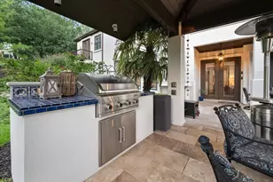 8924 Waterchase Cir, Fort Worth, TX 76120 - Photo 32