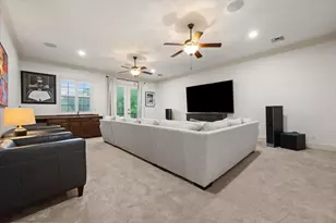 8924 Waterchase Cir, Fort Worth, TX 76120 - Photo 28