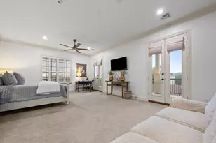 8924 Waterchase Cir, Fort Worth, TX 76120 - Photo 22