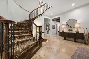 8924 Waterchase Cir, Fort Worth, TX 76120 - Photo 4
