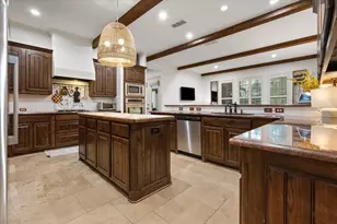 8924 Waterchase Cir, Fort Worth, TX 76120 - Photo 12