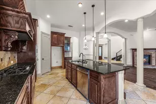 116 San Bernard Dr, Irving, TX 75039 - Photo 10