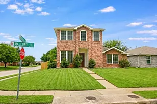 2471 Mallory Ln, Lancaster, TX 75134 - Photo 1