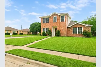 2471 Mallory Lane, Lancaster, TX 75134 - Photo 2
