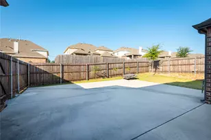 4425 Avocet Cir, Garland, TX 75043 - Photo 6