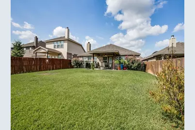 10333 Bradshaw Drive, Fort Worth, TX 76108 - Photo 2