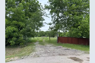 4621 Lake Park Drive, The Colony, TX 75056 - Photo 1