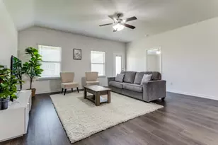 603 Calm Springs Dr, Princeton, TX 75407 - Photo 8