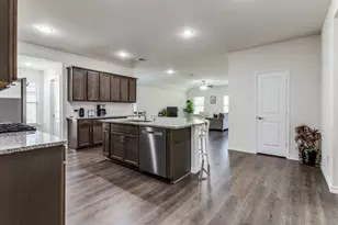 603 Calm Springs Dr, Princeton, TX 75407 - Photo 4