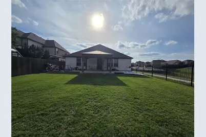 1512 Springtree Drive, McKinney, TX 75071 - Photo 2
