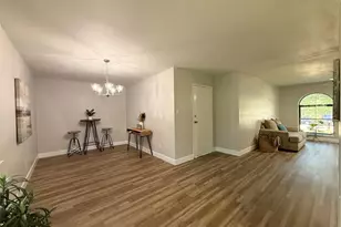 108 Cooper St, Cedar Hill, TX 75104 - Photo 6