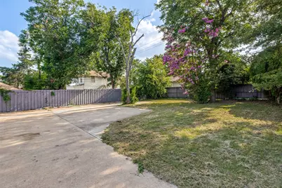 711 S Rosemont Avenue, Dallas, TX 75208 - Photo 22