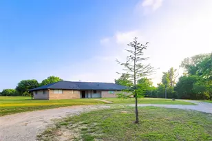 3902 E Bankhead Hwy, Weatherford, TX 76087 - Photo 2