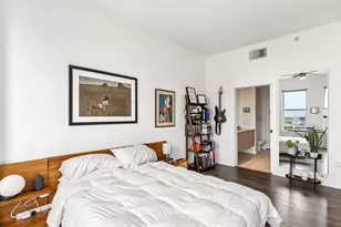 2323 N Houston St, Dallas, TX 75219 - Photo 28