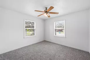 305 Ave I, Lacy Lakeview, TX 76705 - Photo 10