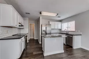 12401 Melrose Ln, Frisco, TX 75035 - Photo 10