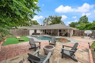 1906 Surrey Cir, Grand Prairie, TX 75050 - Photo 36