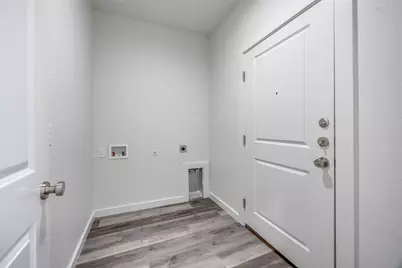 924 W Collins Street, Denison, TX 75020 - Photo 22