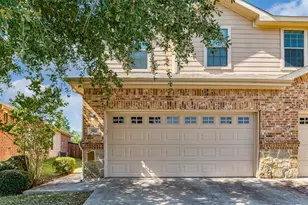 341 Orbit Dr, Lavon, TX 75166 - Photo 2