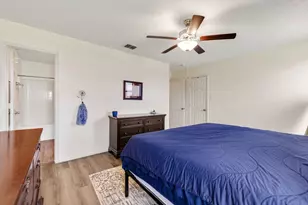 2633 Harbor Lights Dr, Little Elm, TX 75068 - Photo 18