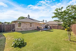 2633 Harbor Lights Dr, Little Elm, TX 75068 - Photo 28