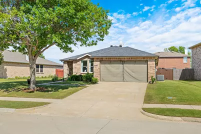 2633 Harbor Lights Drive, Little Elm, TX 75068 - Photo 2