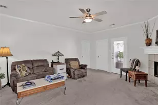 1128 Oakcrest Dr, Providence Village, TX 76227 - Photo 10