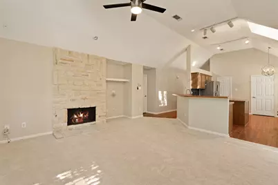 114 Midcrest Drive, Irving, TX 75063 - Photo 14