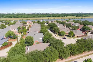 114 Midcrest Dr, Irving, TX 75063 - Photo 26