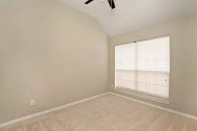 114 Midcrest Drive, Irving, TX 75063 - Photo 20
