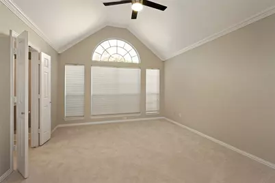 114 Midcrest Drive, Irving, TX 75063 - Photo 18