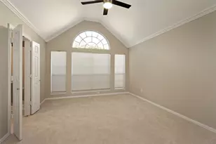 114 Midcrest Dr, Irving, TX 75063 - Photo 18