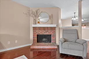 2320 Bradford Pear Dr, Little Elm, TX 75068 - Photo 10