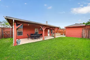 2320 Bradford Pear Dr, Little Elm, TX 75068 - Photo 2