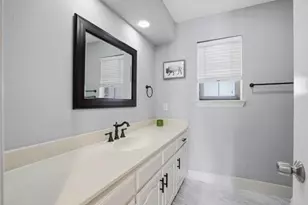 2015 Wimbledon Dr, Arlington, TX 76017 - Photo 8