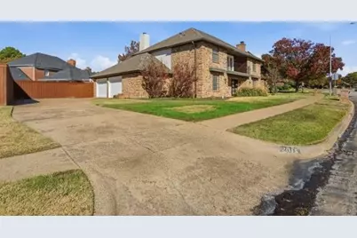 2015 Wimbledon Drive, Arlington, TX 76017 - Photo 2
