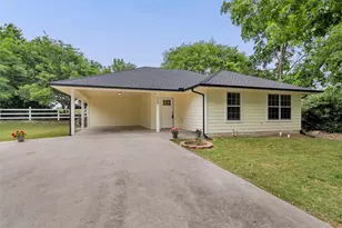 738 Wayne Ave, Van Alstyne, TX 75495 - Photo 1