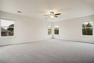 734 Crownpoint Court, Arlington, TX 76002 - Photo 8