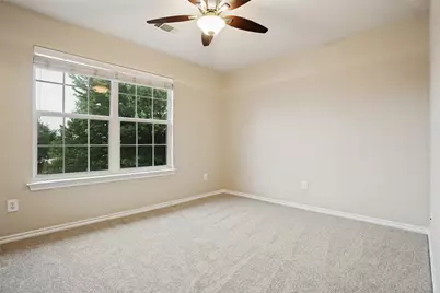 734 Crownpoint Court, Arlington, TX 76002 - Photo 18