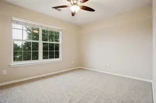 734 Crownpoint Ct, Arlington, TX 76002 - Photo 18